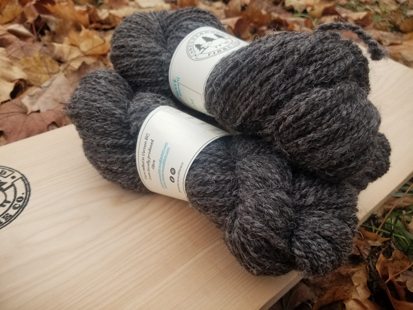 100% Jacob Sheep Wool - Worsted - 2ply