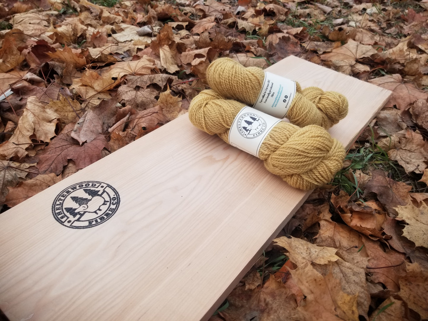 100% Wool - Worsted - 2 ply - Natural Dye