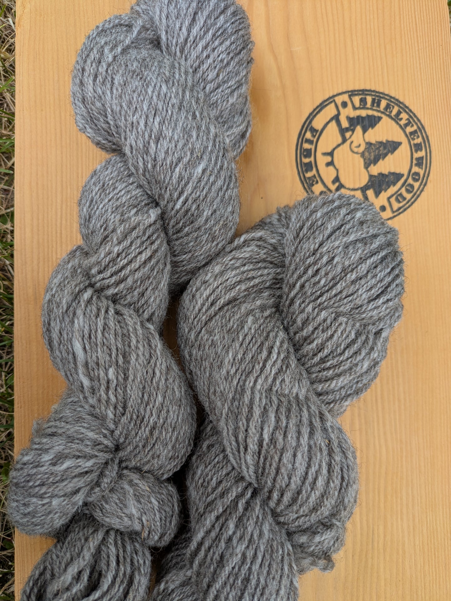 80% Wool 20% Alpaca - 3 ply light worsted (natural grey)