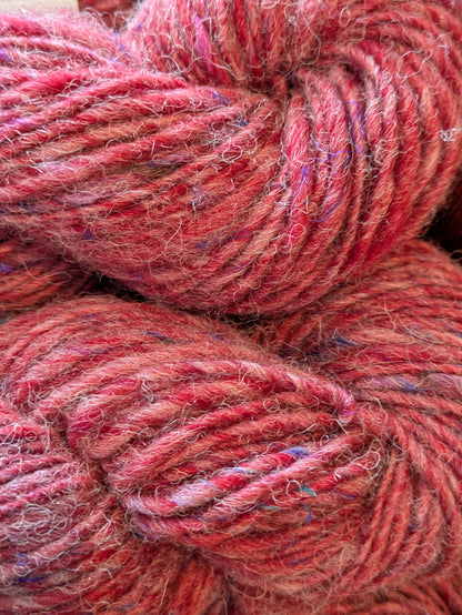 50% Merino, 48% BFL, 2% Silk - Lopi